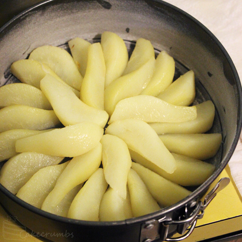 Cakecrumbs' Molten Chocolate and Pear Pudding