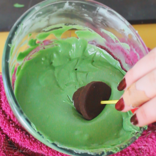 Cakecrumbs Piranha Plant Pops