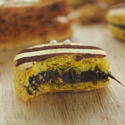 Cakecrumbs' Honey Bee Macarons