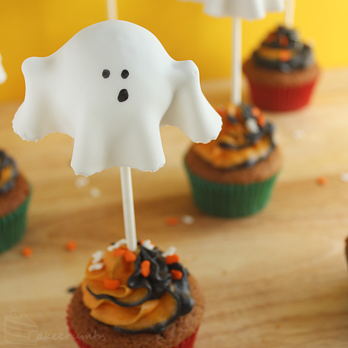 Cakecrumbs' Ghostly Pumpkin Cupcakes 00