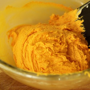 Cakecrumbs' Ghostly Pumpkin Cupcakes 14