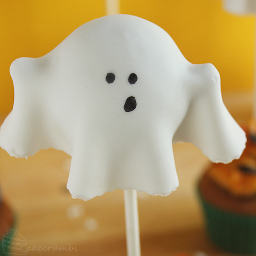 Cakecrumbs' Ghostly Pumpkin Cupcakes 16