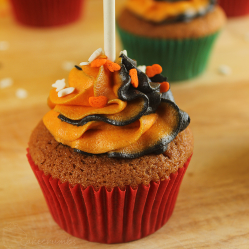 Cakecrumbs' Ghostly Pumpkin Cupcakes 18