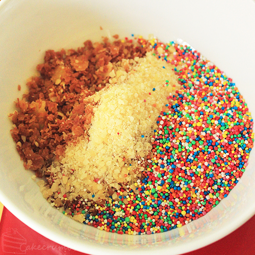 Cakecrumbs' Lolly Bag Cake 26