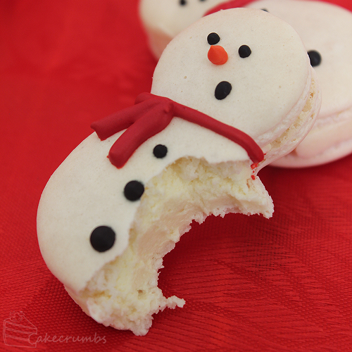 Cakecrumbs' Christmas Macarons 12