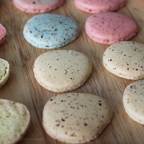 Cakecrumbs' Easter Macarons 09