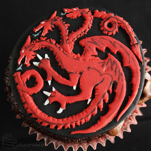 Cakecrumbs' Game of Thrones sigil cupcakes 09