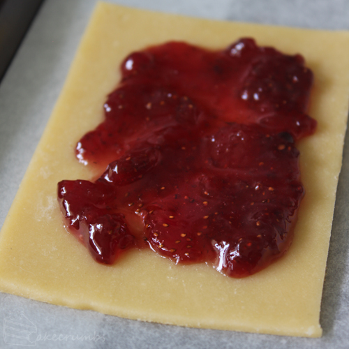 Cakecrumbs' Homemade Pop Tarts 04