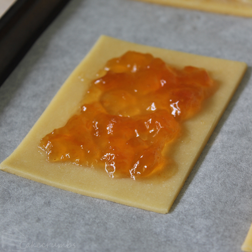 Cakecrumbs' Homemade Pop Tarts 05