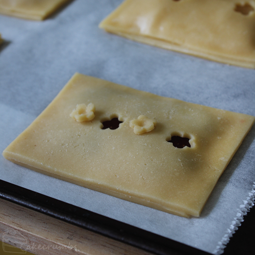 Cakecrumbs' Homemade Pop Tarts 09