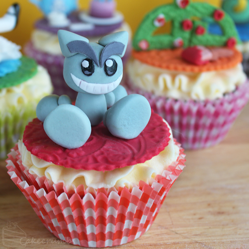 Cakecrumbs' dA 14th Birthday Cupcakes 00