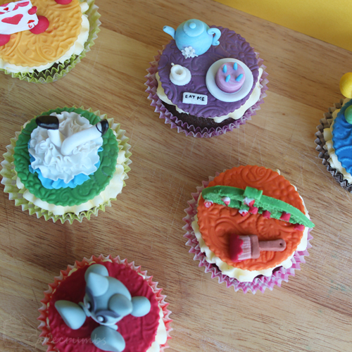 Cakecrumbs' dA 14th Birthday Cupcakes 02