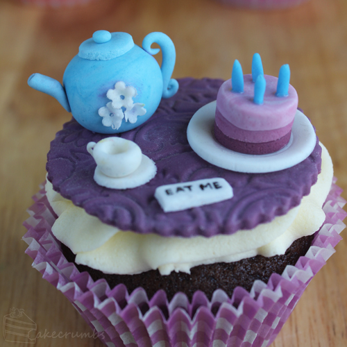 Cakecrumbs' dA 14th Birthday Cupcakes 07