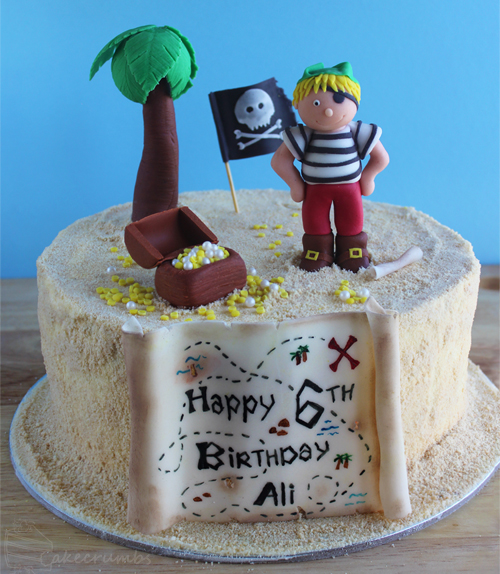 Cakecrumbs' Pirate Cake 00
